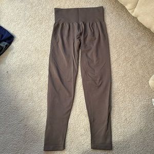 NVGTN - Taupe Solid Seamless Leggings